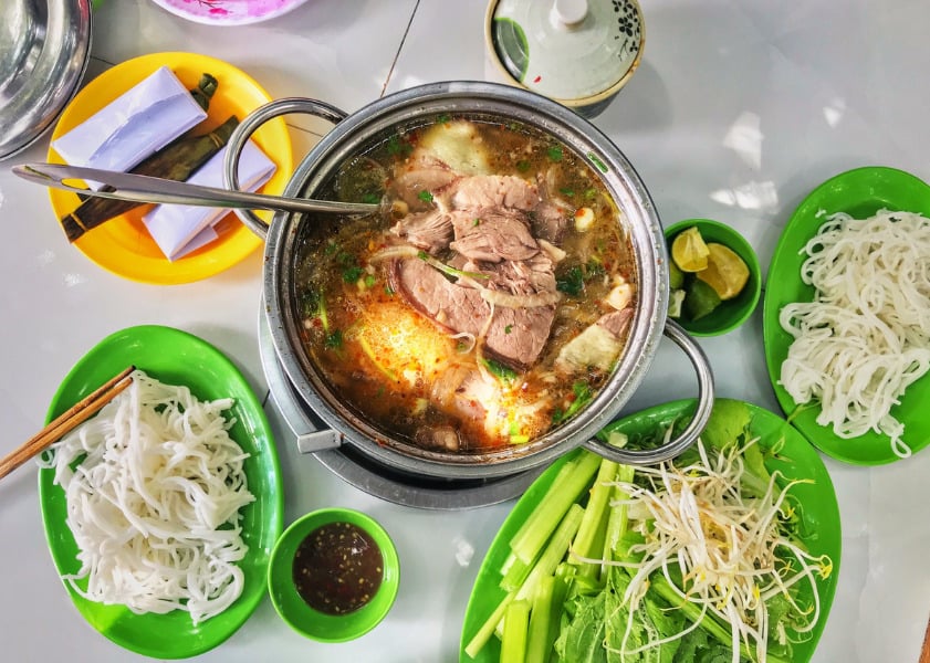 Bún bò Giáo Toàn