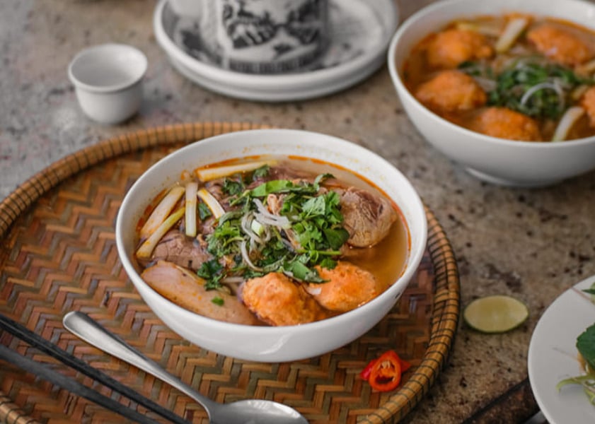 Bún bò Huế Nam Giao