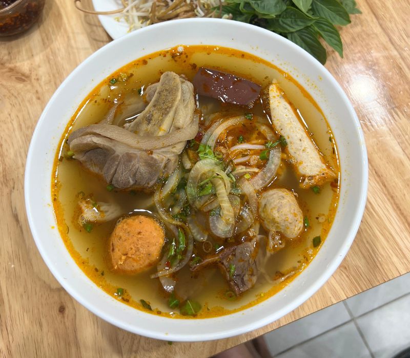 Bún bò Huế Nhất Tâm