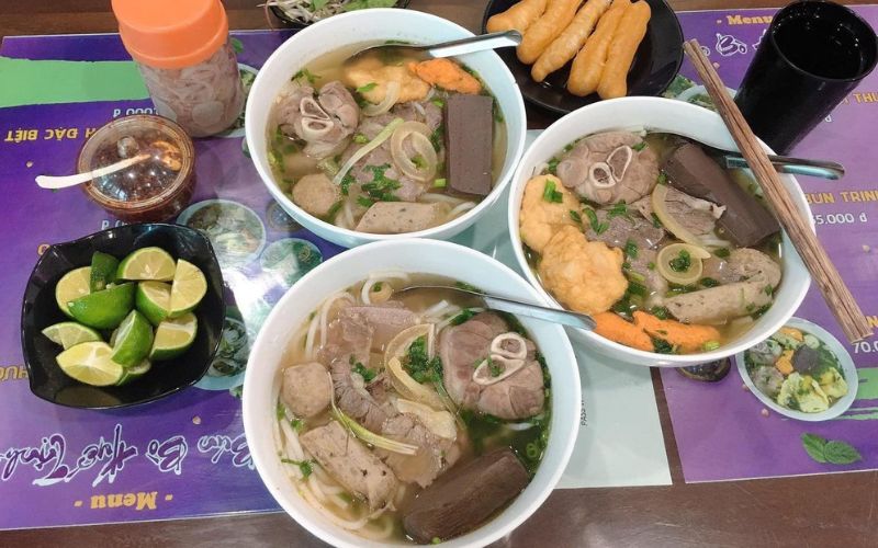 Bún bò Huế Trịnh Nghĩa Tân