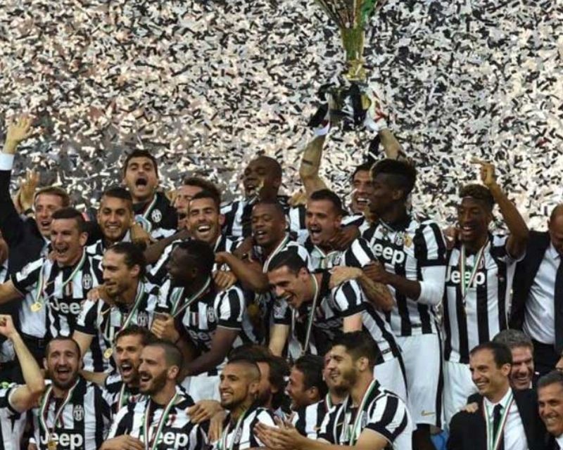 Câu lạc bộ bóng đá Juventus - Đội hình Lão Bà & thành tích