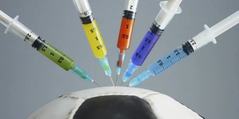 Cấm thi đấu từ 2 đến 4 năm khi sử dụng doping trong bóng đá