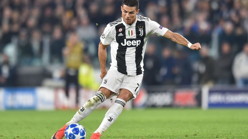 Cristiano Ronaldo và kỹ thuật sút bóng đỉnh cao