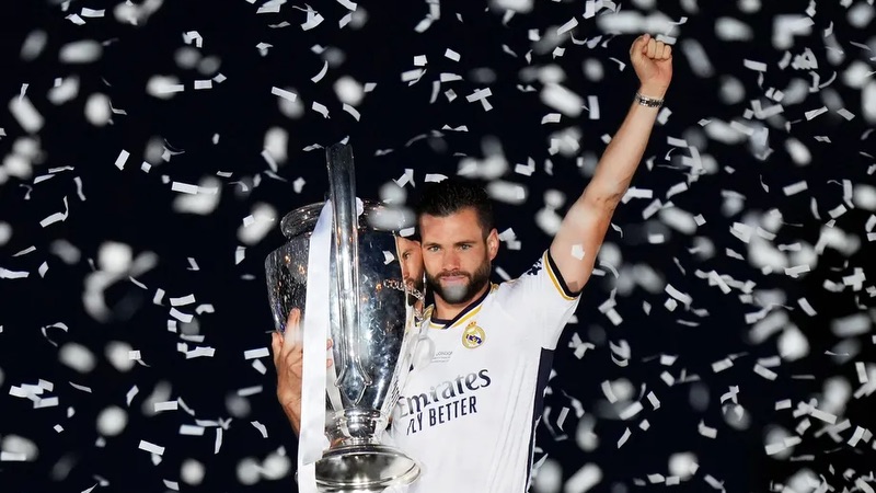 Nacho nâng cao chức vô địch Champions League