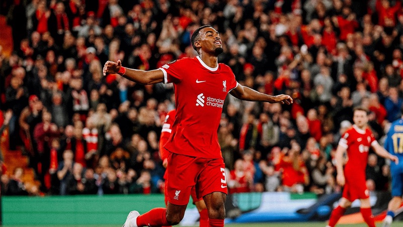 Cầu thủ Ryan Gravenberch - Màn lột xác đáng mong đợi