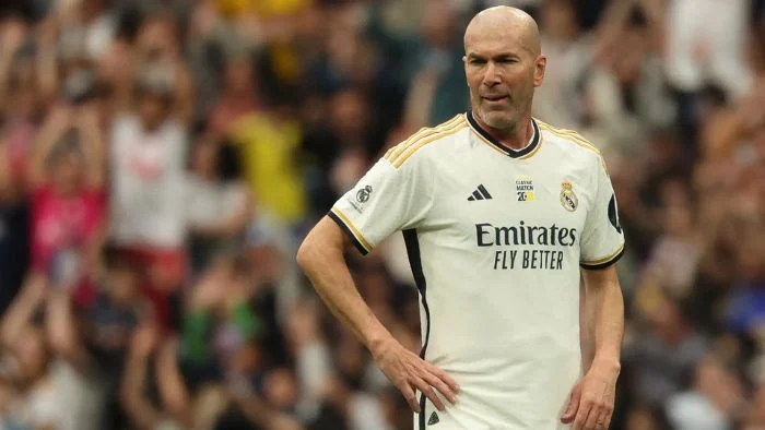 Tiểu Sử Zinédine Zidane – Huyền Thoại Bóng Đá Pháp