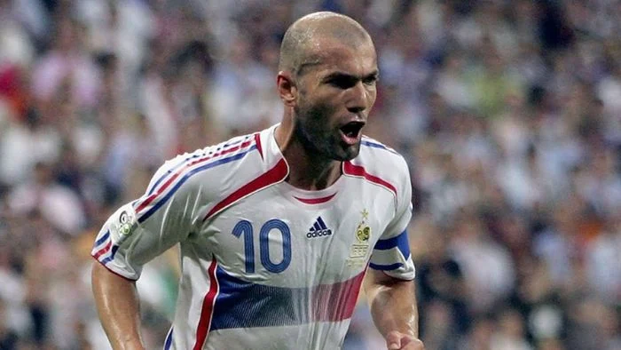 Tiểu Sử Zinédine Zidane – Huyền Thoại Bóng Đá Pháp