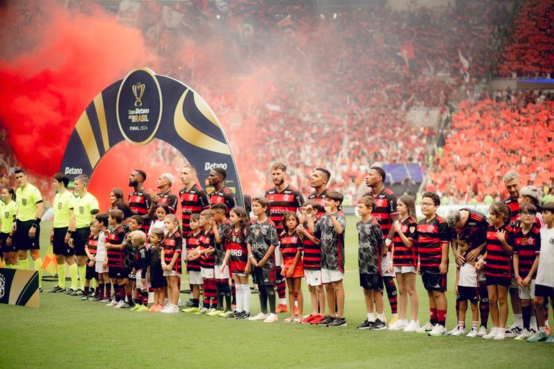 Flamengo - Quá khứ huy hoàng tới tham vọng thống trị sân cỏ