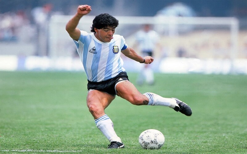 Diego Maradona - Huyền thoại vĩ đại của bóng đá Argentina